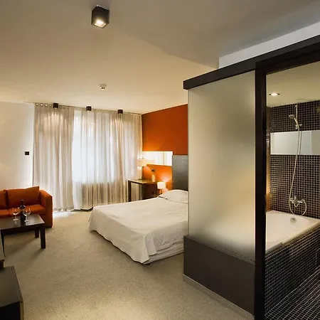 Riverside Boutique Hotel